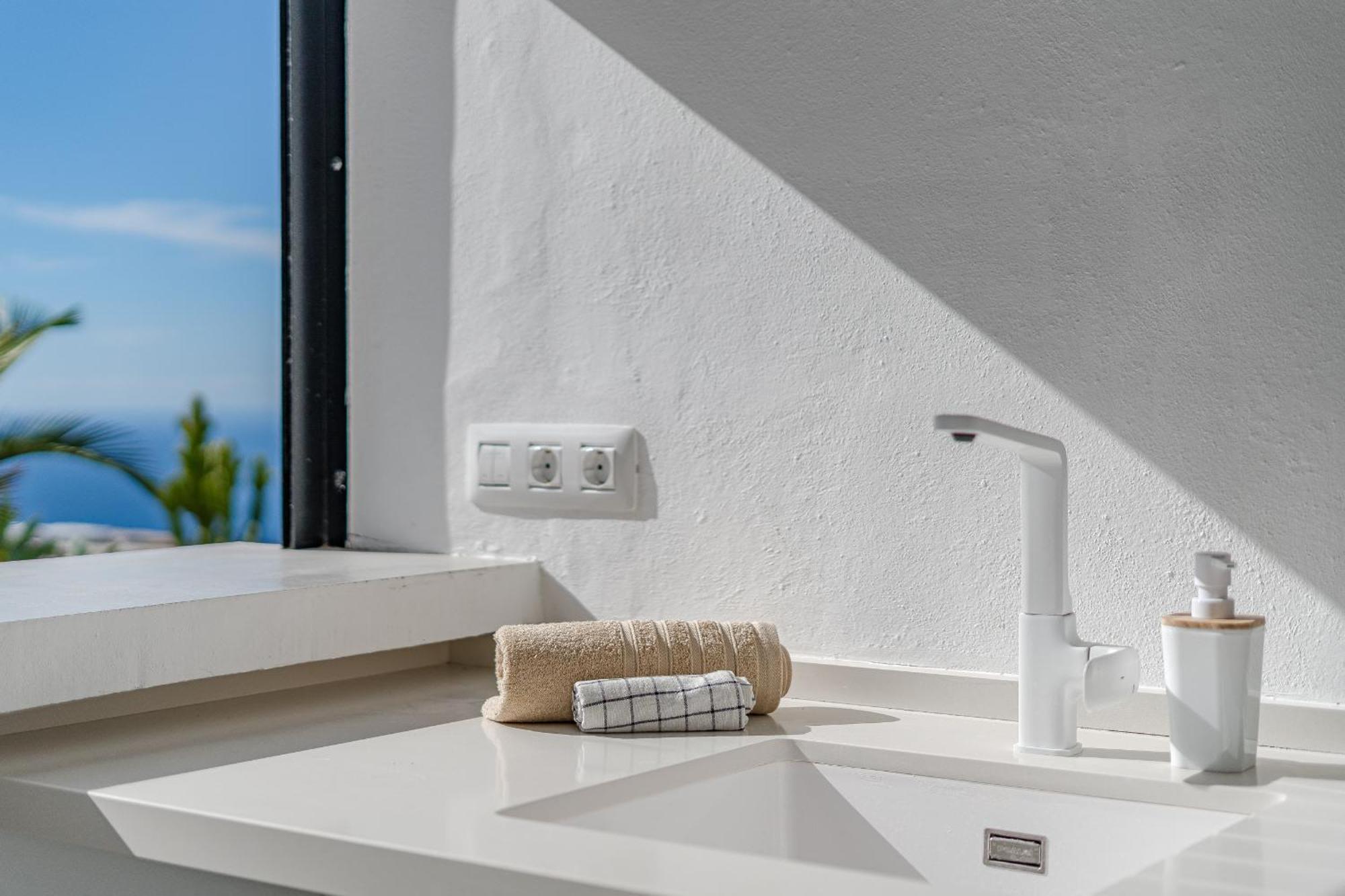 Sea La Vie Apartment - Adults Only Santiago Del Teide Exterior photo